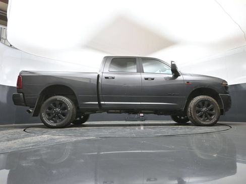 Used 2025 RAM 2500 Laramie w/ Night Edition AWD/4WD image 51