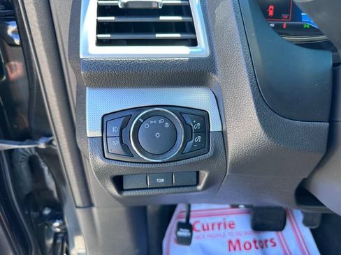 Used 2014 Ford Explorer XLT w/ Equipment Group 202A AWD/4WD image 14