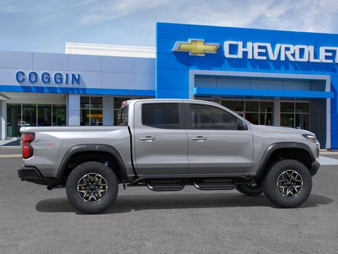New 2026 Chevrolet Colorado ZR2 w/ Technology Package AWD/4WD image 5