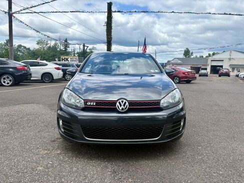 Used 2011 Volkswagen Golf 2-Door FWD image 8