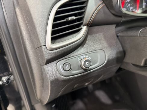 Used 2019 Chevrolet Trax LS w/ Tint and Cruise Package image 18