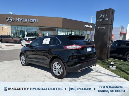 Used 2017 Ford Edge SEL w/ Equipment Group 201A FWD image 3