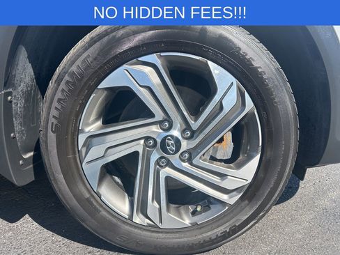 Used 2023 Hyundai Santa Fe SEL w/ Premium Package image 11