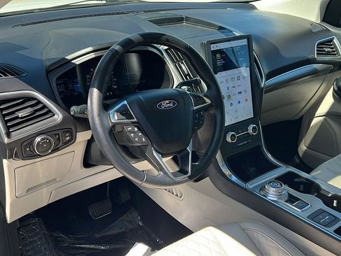 Certified 2023 Ford Edge Titanium AWD/4WD image 12
