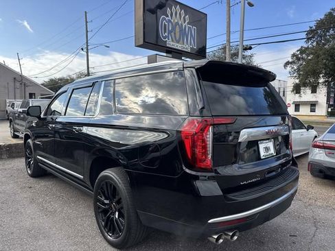 Used 2023 GMC Yukon XL Denali w/ Max Trailering Package image 9