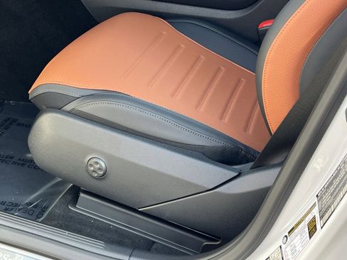 New 2026 Mercedes-Benz GLC 300 4MATIC image 12