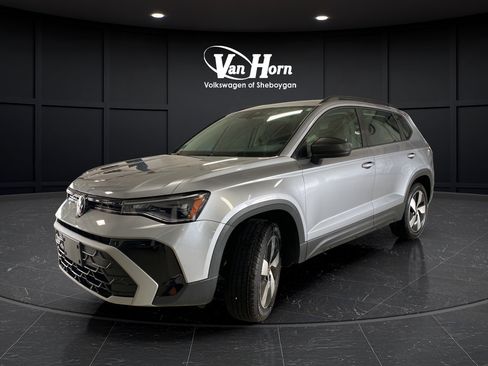 Used 2025 Volkswagen Taos S AWD/4WD image 3