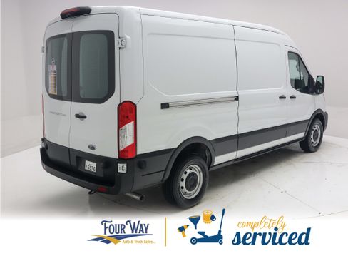 Used 2022 Ford Transit 250 Medium Roof RWD image 4