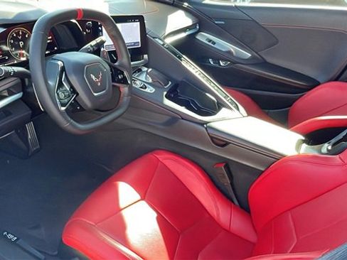 Used 2024 Chevrolet Corvette Stingray image 11