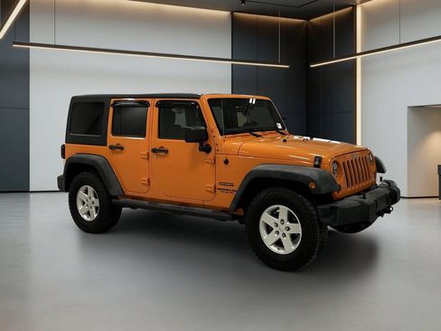 Used 2012 Jeep Wrangler Unlimited Sport AWD/4WD image 8