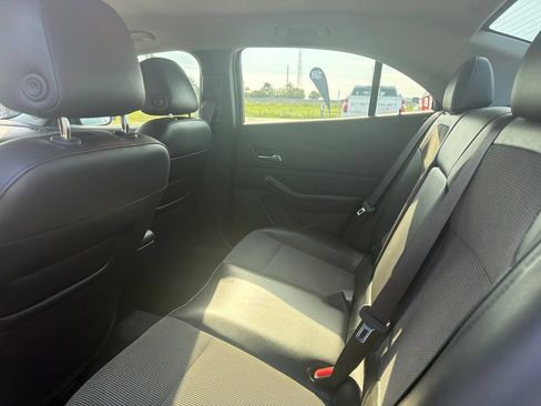 Used 2015 Chevrolet Malibu LT w/ Power Convenience Package FWD image 10