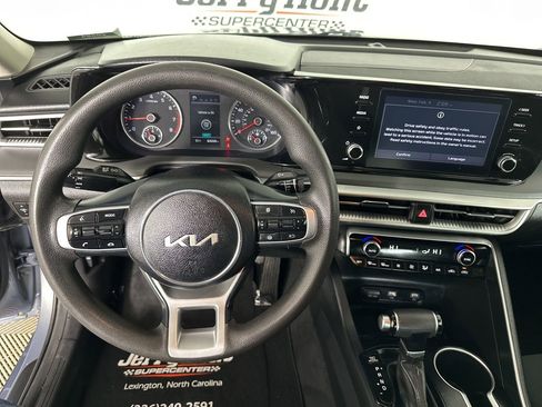 Used 2023 Kia K5 LXS image 12
