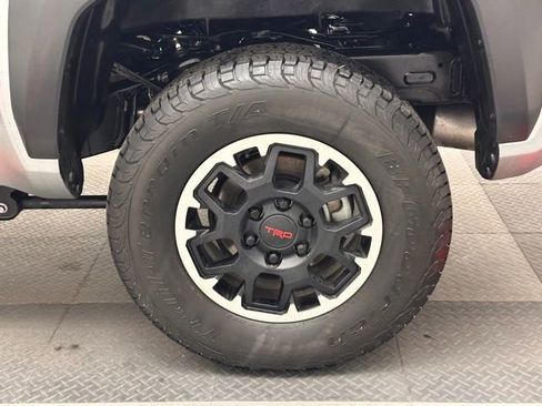 Used 2024 Toyota Tacoma TRD Off-Road image 22