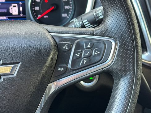 Used 2020 Chevrolet Equinox LT image 30