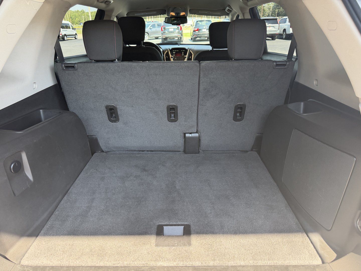 Used 2015 GMC Terrain SLE FWD image 30