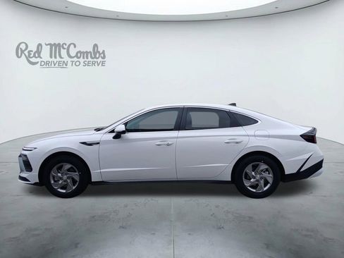 New 2026 Hyundai Sonata SE FWD image 2