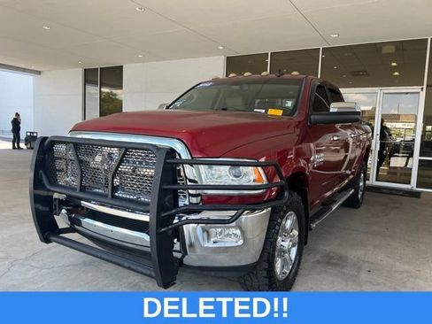 Used 2013 RAM 2500 Laramie w/ Convenience Group AWD/4WD image 2