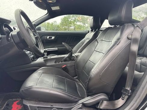 Used 2019 Ford Mustang GT Premium RWD image 5