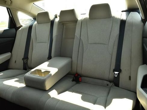 Used 2024 Honda Accord EX image 22