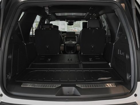 New 2026 GMC Yukon Denali Ultimate w/ LPO, Floor Liner Package image 43