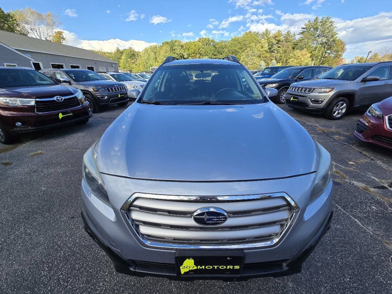 Used 2017 Subaru Outback 2.5i Premium AWD/4WD image 11
