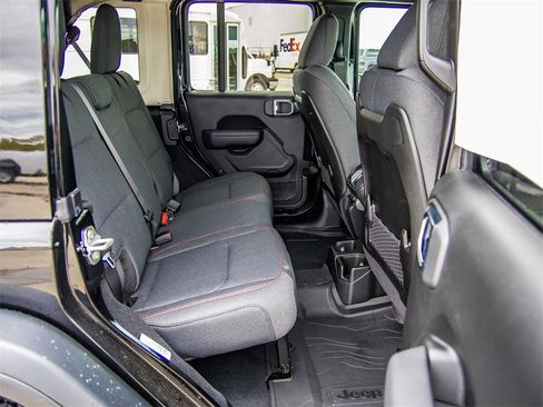 New 2026 Jeep Wrangler Unlimited Rubicon w/ Safety Group image 20