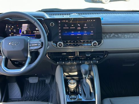 New 2026 Chevrolet Colorado ZR2 w/ Technology Package image 17