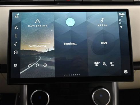 Used 2023 Land Rover Range Rover SE image 27