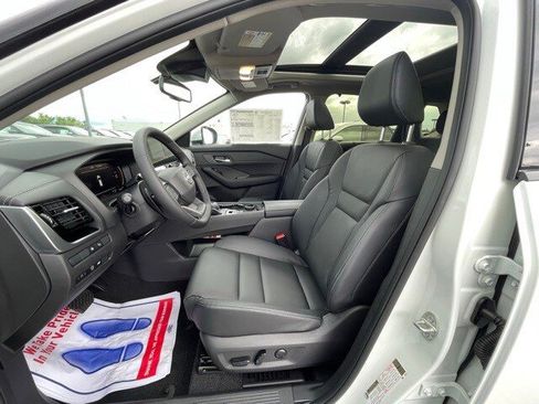 New 2025 Nissan Rogue SL w/ Tech Package image 12