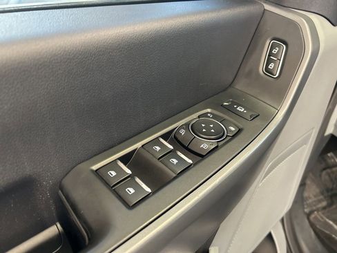 Used 2024 Ford F350 XLT w/ Camper Package image 40