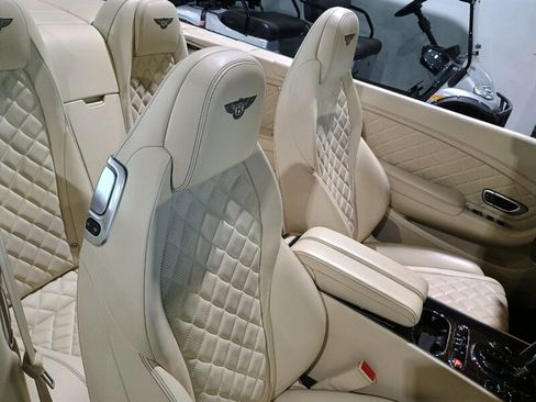 Used 2017 Bentley Continental GT AWD/4WD image 30