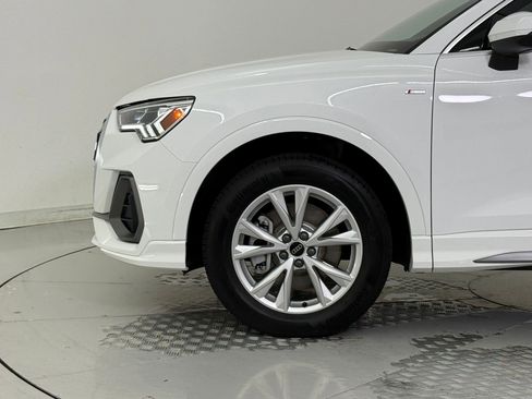 Certified 2025 Audi Q3 2.0T Premium w/ Convenience Package image 25
