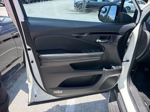 Used 2017 Honda Ridgeline RTL-E image 1