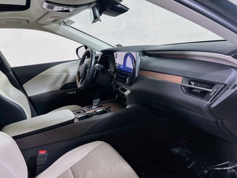 Used 2023 Lexus RX 350 Premium Plus w/ Accessory Package AWD/4WD image 29