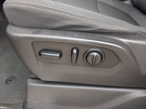 Used 2021 Chevrolet Silverado 1500 LT w/ Bed Protection Package image 13