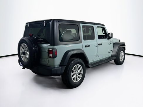 Used 2023 Jeep Wrangler Sport S image 5