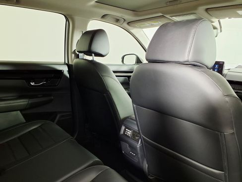 Used 2025 Honda CR-V EX-L image 11