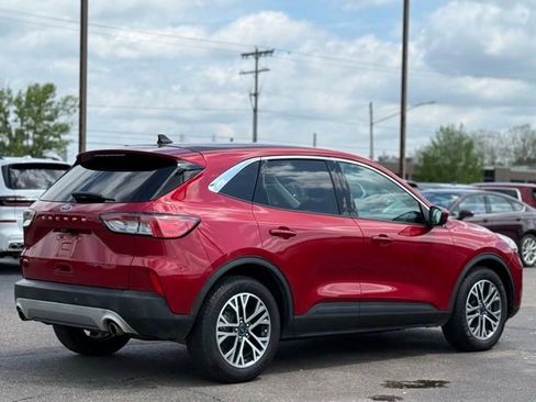 Certified 2022 Ford Escape SEL FWD image 37