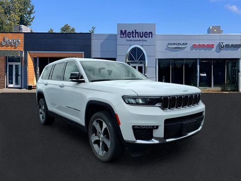 Used 2023 Jeep Grand Cherokee L Limited AWD/4WD image 1
