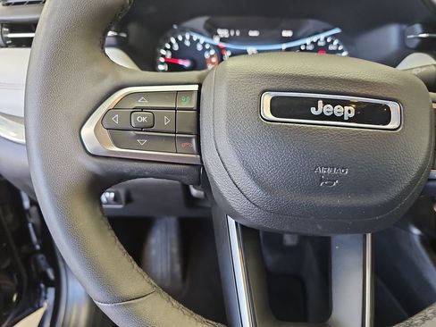 Used 2023 Jeep Compass Limited AWD/4WD image 16