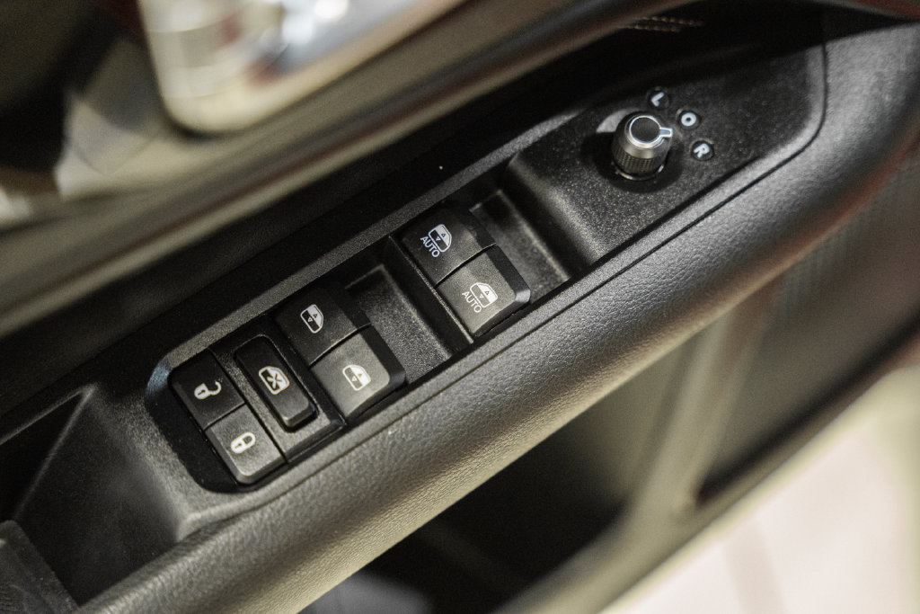 Certified 2022 Jeep Compass Limited AWD/4WD image 42
