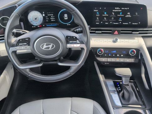 Used 2024 Hyundai Elantra Limited FWD image 33