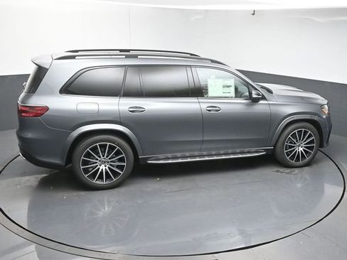 Used 2025 Mercedes-Benz GLS 450 4MATIC image 49
