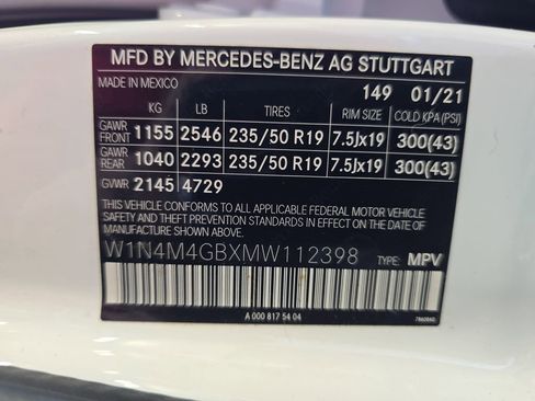 Used 2021 Mercedes-Benz GLB 250 image 40