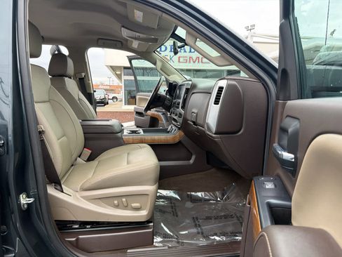 Used 2019 GMC Sierra 2500 SLT w/ Duramax Plus Package image 19