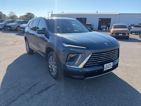 New 2026 Buick Enclave Preferred w/ Power Package image 8