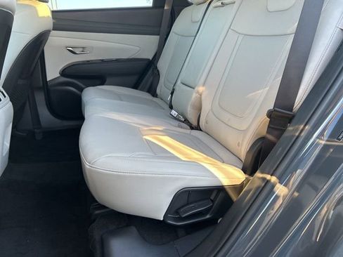 Used 2025 Hyundai Tucson Limited AWD/4WD image 23