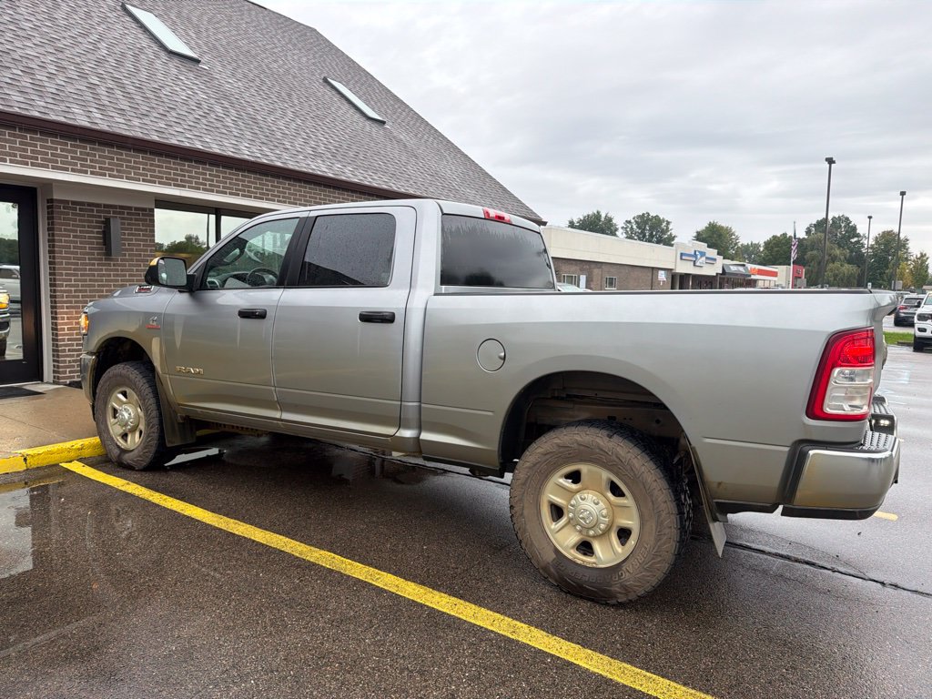 Used 2022 RAM 2500 Big Horn AWD/4WD image 2