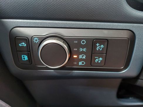 New 2025 Ford Maverick XLT w/ XLT Luxury Package FWD image 22