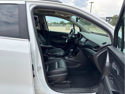 Used 2019 Buick Encore Essence AWD/4WD image 9